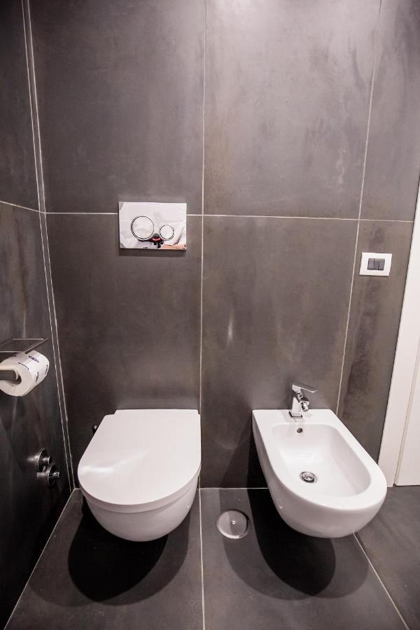 Medusa Cilea B&B Napoli Exterior foto